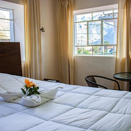 Hotel Los Laureles Calca Kültér fotó
