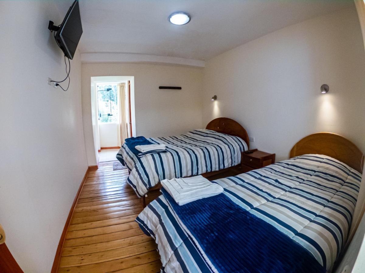 Hotel Los Laureles Calca Kültér fotó