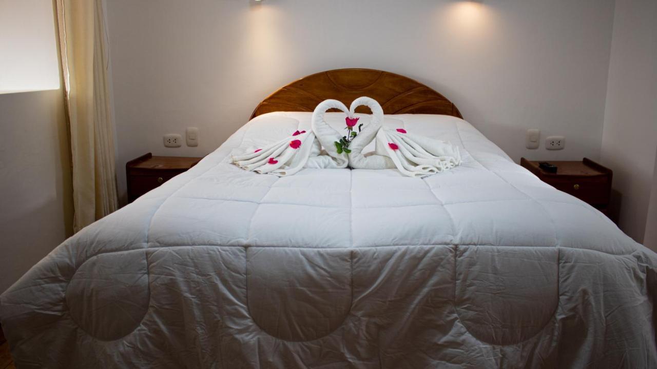 Hotel Los Laureles Calca Kültér fotó