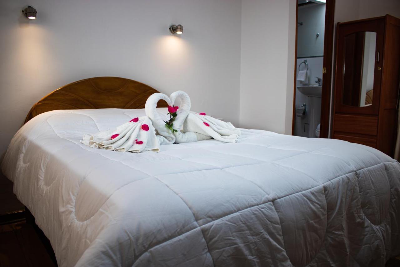 Hotel Los Laureles Calca Kültér fotó