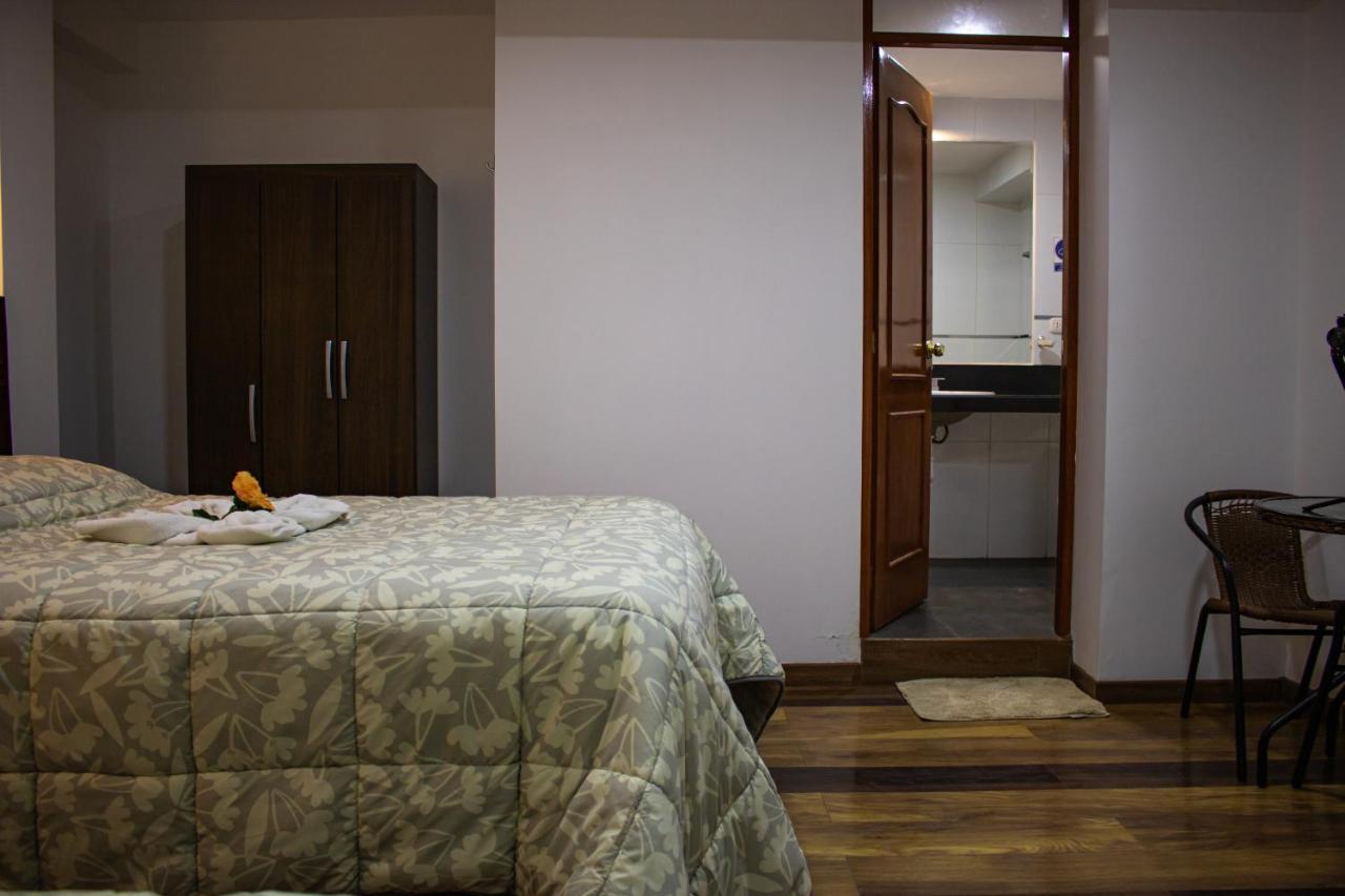 Hotel Los Laureles Calca Kültér fotó