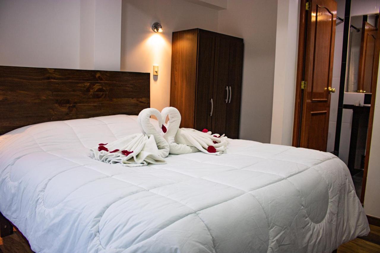 Hotel Los Laureles Calca Kültér fotó
