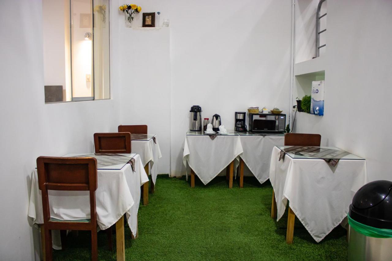 Hotel Los Laureles Calca Kültér fotó