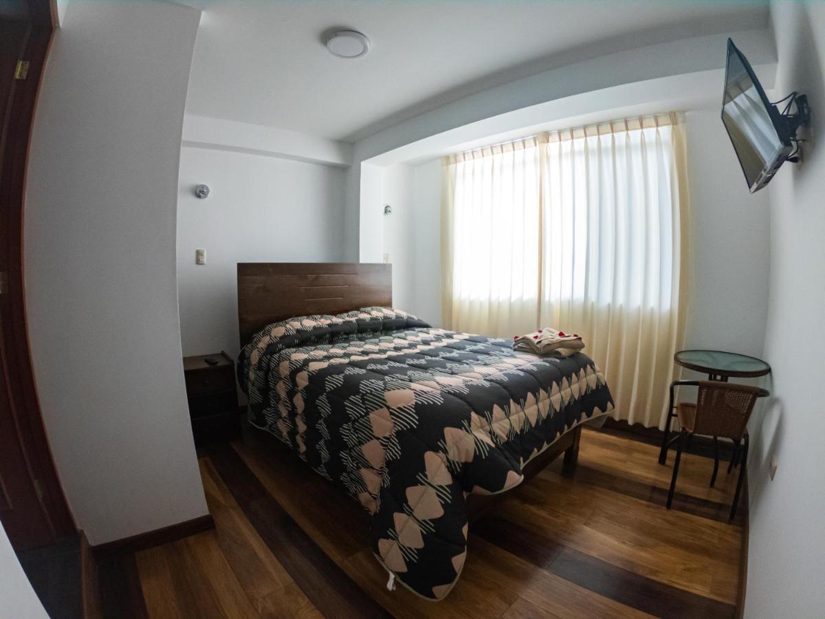 Hotel Los Laureles Calca Kültér fotó