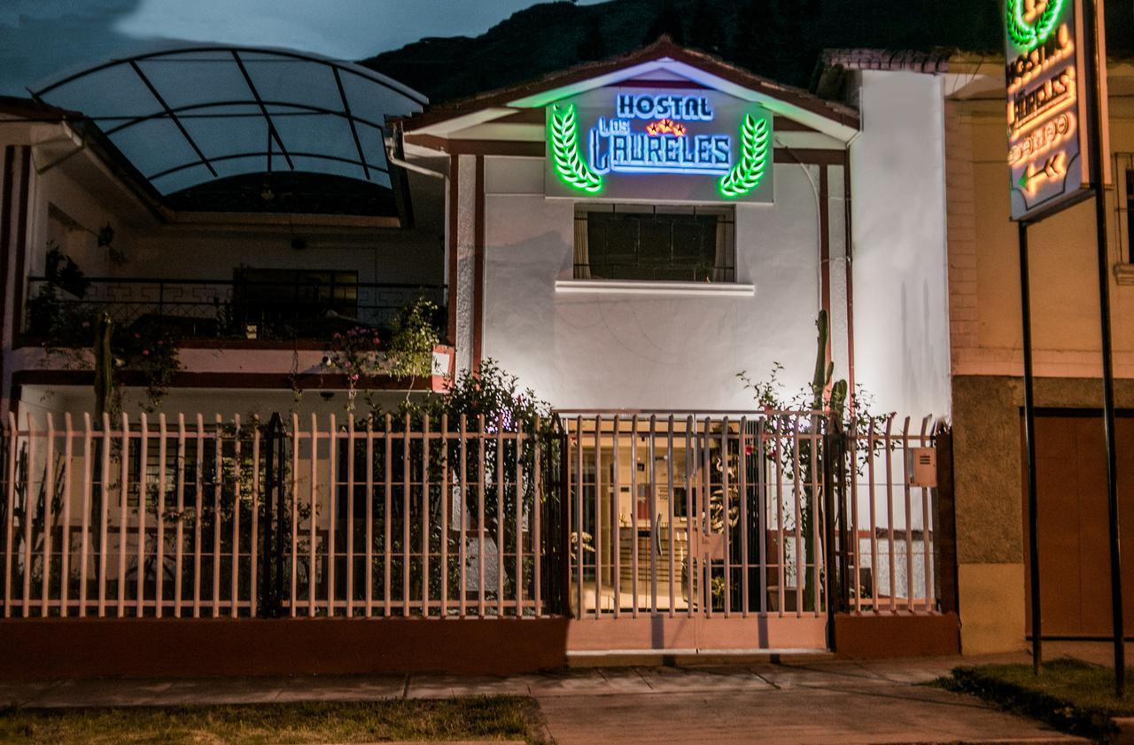 Hotel Los Laureles Calca Kültér fotó